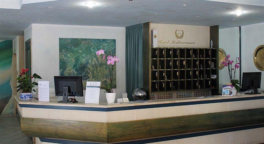 Hotel Mediterraneo Roccella Ionica Bagian luar foto