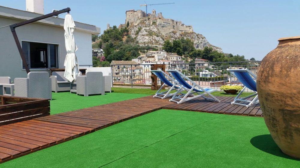 Hotel Mediterraneo Roccella Ionica Bagian luar foto